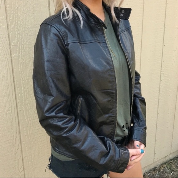 Gap Genuine Leather Jacket size Small - Picture 7 of 7